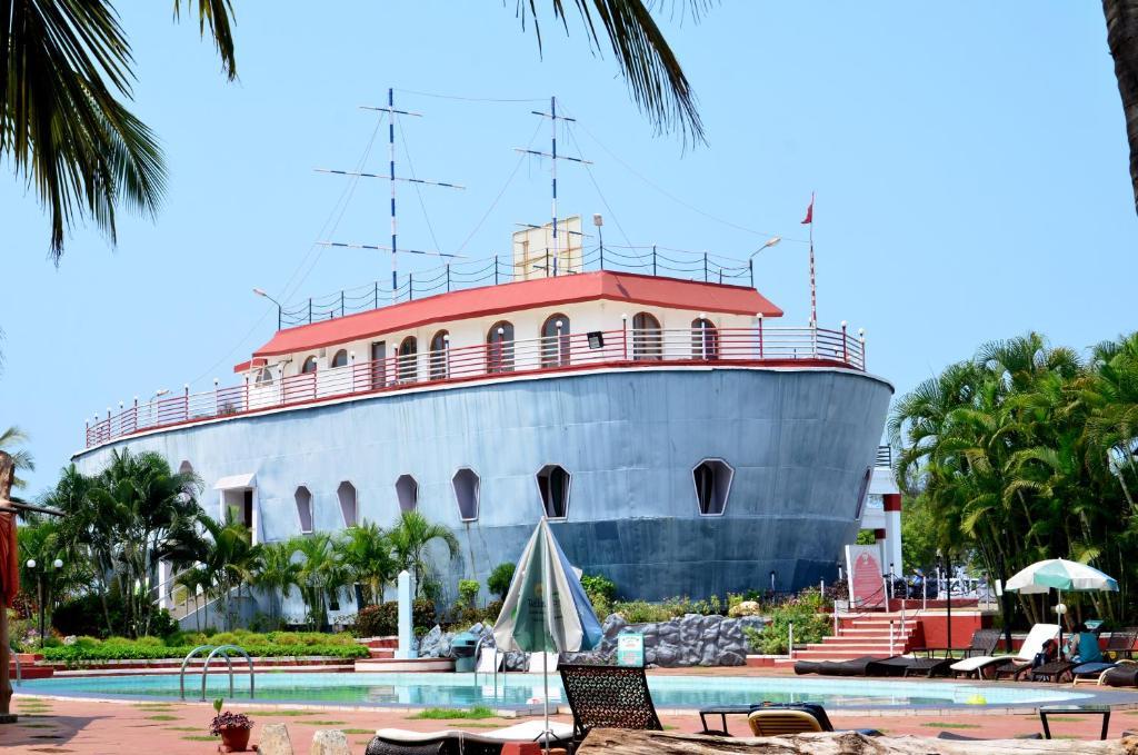 The Byke Old Anchor Beach Resort & Spa Cavelossim Exterior photo